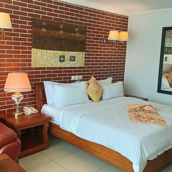 Grand Hotel Aeroport, Ντουάλα Εξωτερικό φωτογραφία